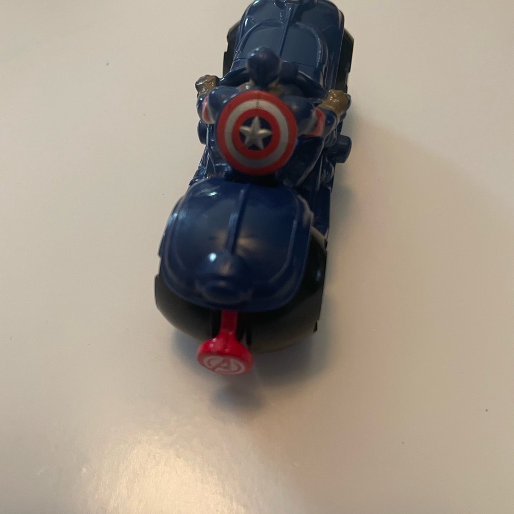 Captain America toy motorcycle blue and red with shield Marvel